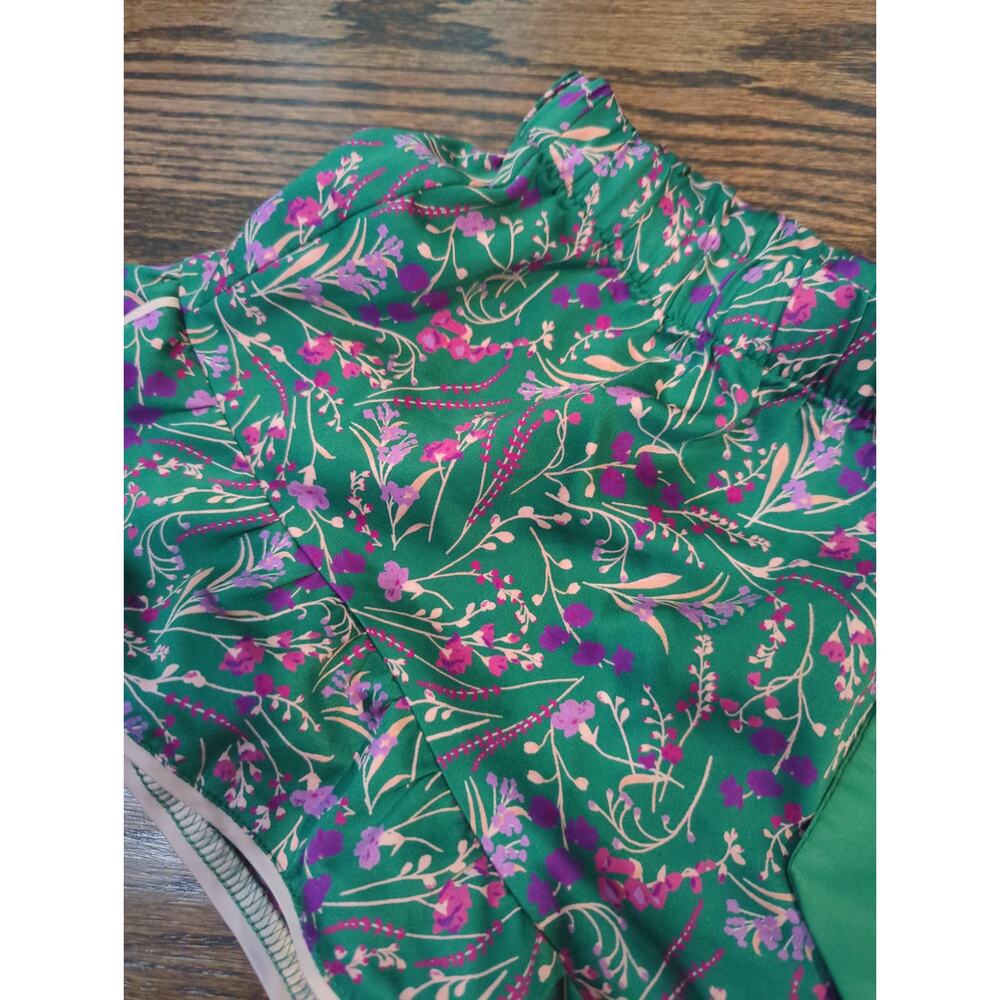 Victoria's Secret Green Floral Pajama Shorts - Picture 2 of 4